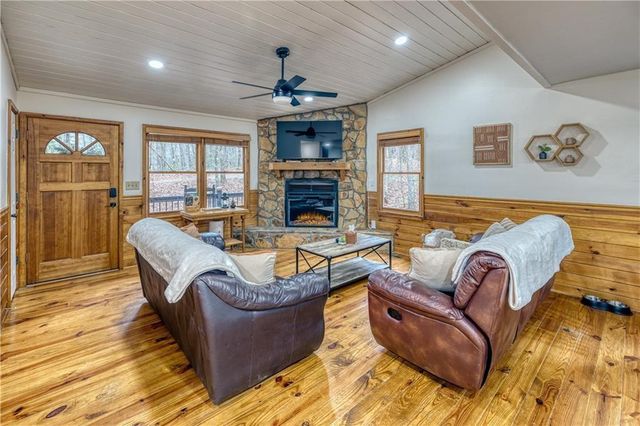 357 Mystic Lane, Blue Ridge, GA 30513