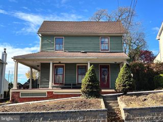 52 N MAIN ST, Shrewsbury, PA 17361