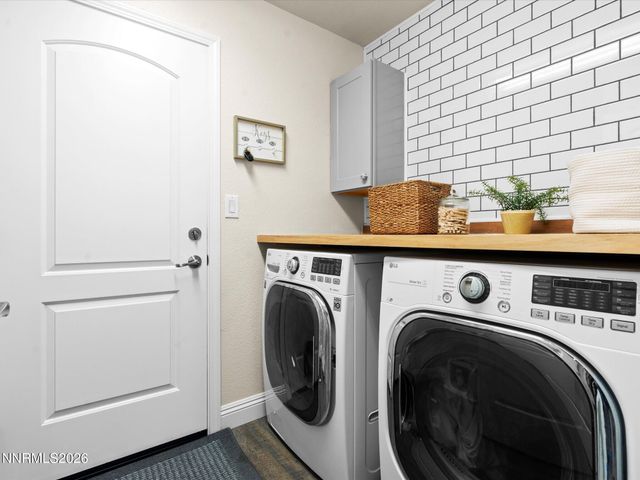 2265 Symphony Way, Reno, NV 89521