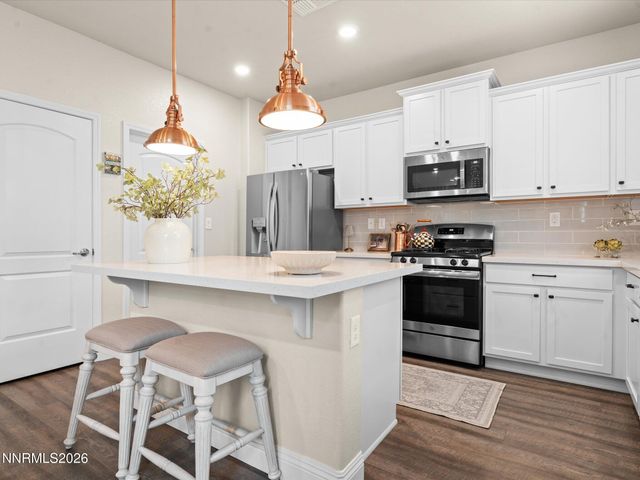 2265 Symphony Way, Reno, NV 89521