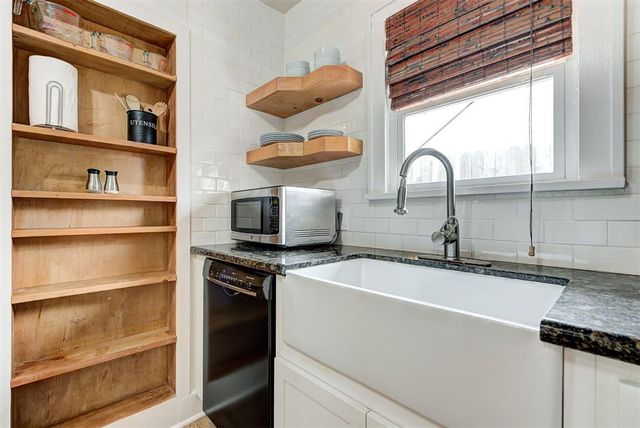 2716 W Park Place, Oklahoma City, OK 73107