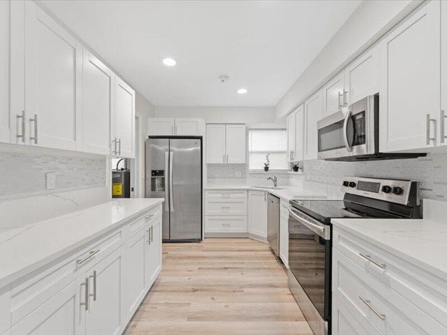 311 W Sample Road, Deerfield Beach, FL 33064