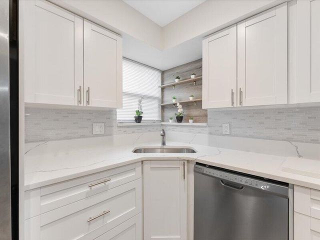 311 W Sample Road, Deerfield Beach, FL 33064