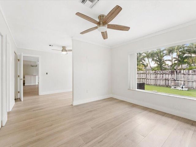 311 W Sample Road, Deerfield Beach, FL 33064