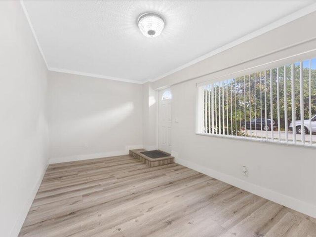 311 W Sample Road, Deerfield Beach, FL 33064