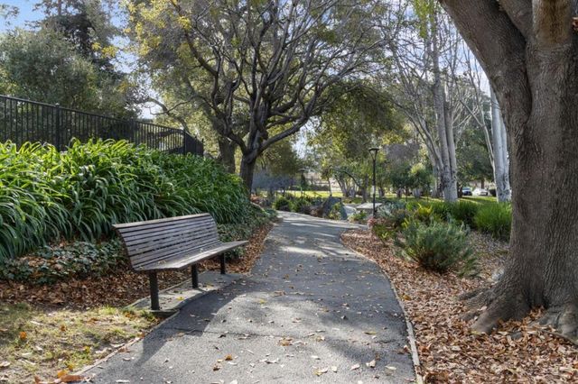 833 N Humboldt Street 201, San Mateo, CA 94401