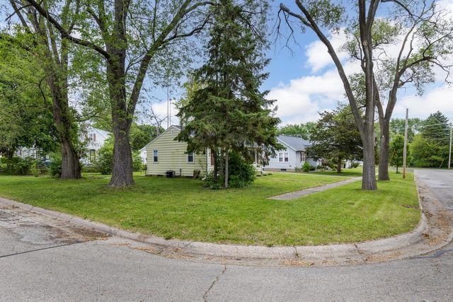 1117 Whipple Street, Beloit, WI 53511