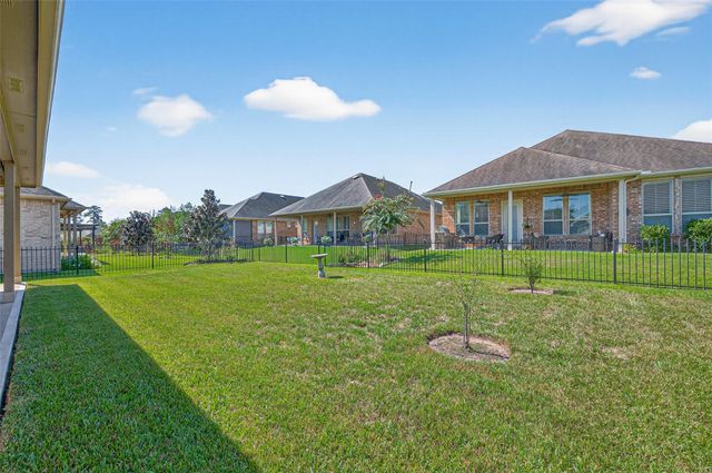 242 Galloway Court, The Woodlands, TX 77382