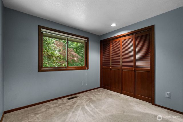 2102 Mark Street, Olympia, WA 98516