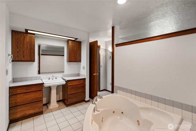 2102 Mark Street, Olympia, WA 98516