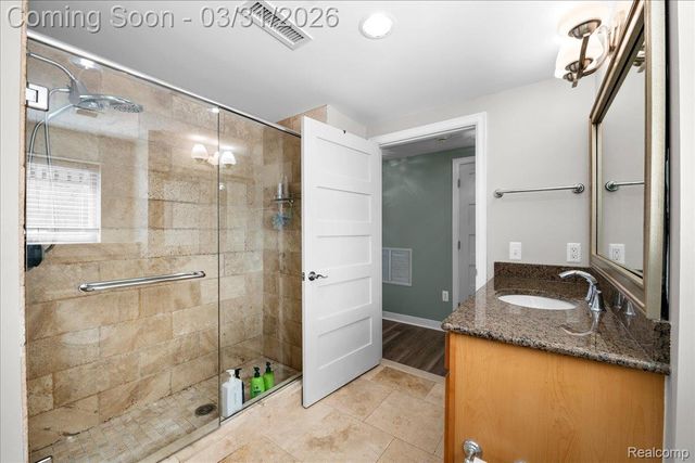 525 W LAFAYETTE Boulevard 21C, Detroit, MI 48226