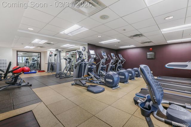 525 W LAFAYETTE Boulevard 21C, Detroit, MI 48226