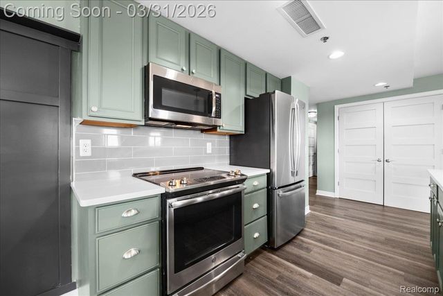 525 W LAFAYETTE Boulevard 21C, Detroit, MI 48226