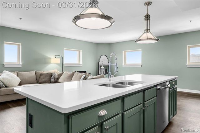 525 W LAFAYETTE Boulevard 21C, Detroit, MI 48226