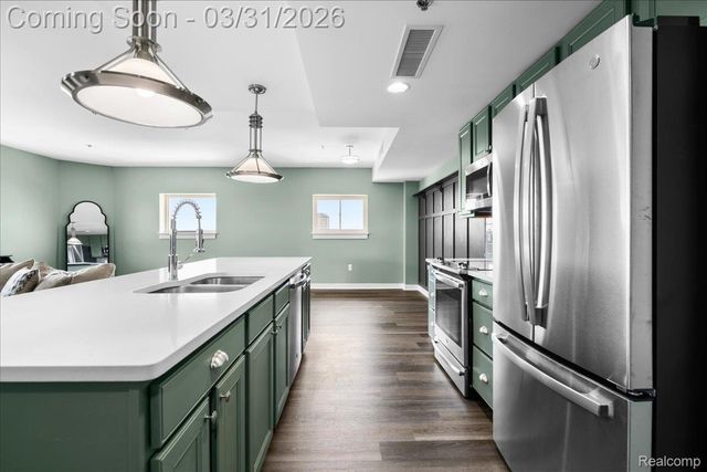 525 W LAFAYETTE Boulevard 21C, Detroit, MI 48226