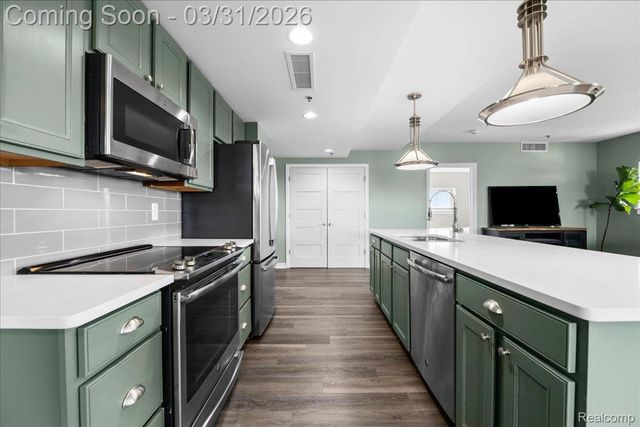 525 W LAFAYETTE Boulevard 21C, Detroit, MI 48226