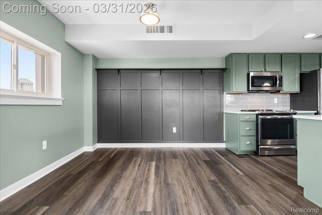 525 W LAFAYETTE Boulevard 21C, Detroit, MI 48226