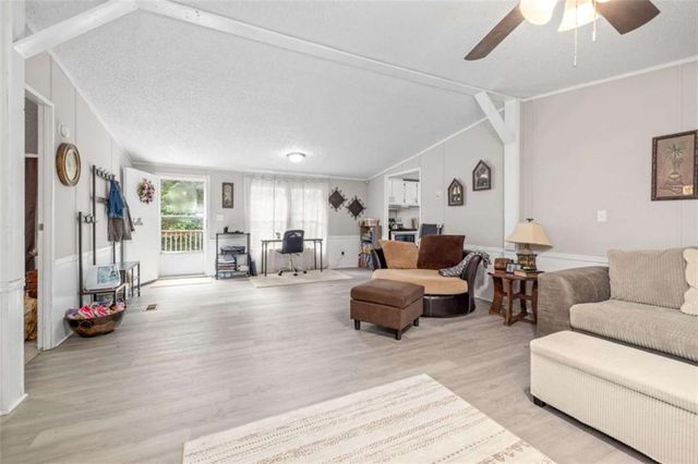 126 Loggins Trail, Commerce, GA 30529