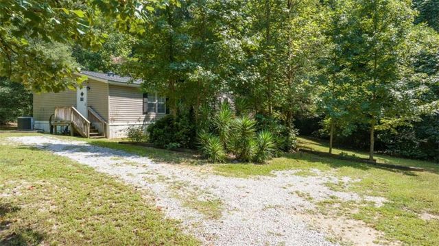 126 Loggins Trail, Commerce, GA 30529