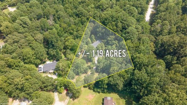 126 Loggins Trail, Commerce, GA 30529