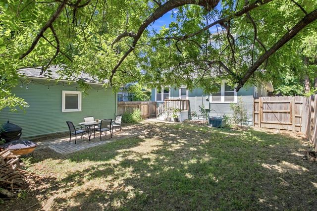 3211 Chatfield Pl, Wichita, KS 67208