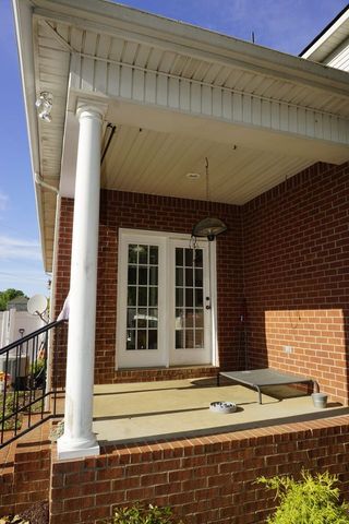 3606 Geneva Dr, Murfreesboro, TN 37128