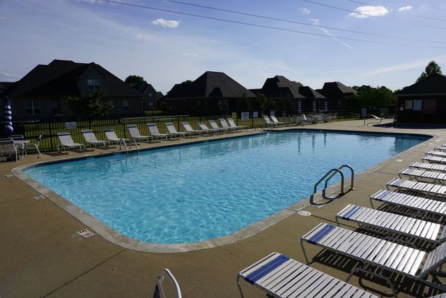 3606 Geneva Dr, Murfreesboro, TN 37128