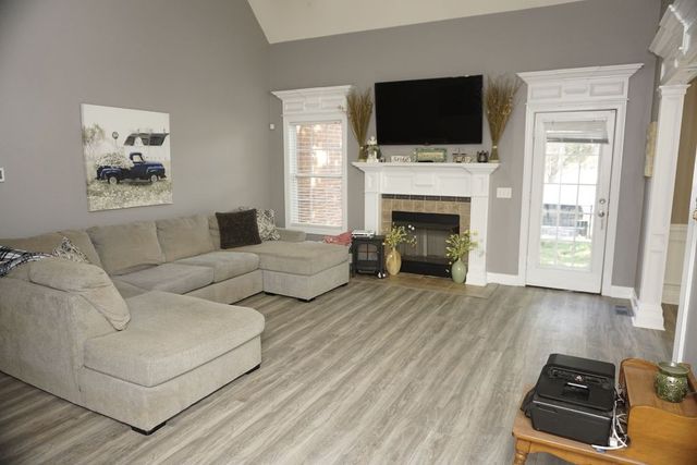3606 Geneva Dr, Murfreesboro, TN 37128