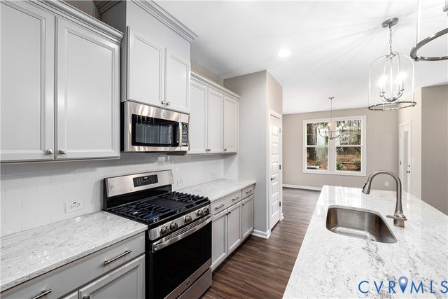 17342 Alana Dr, Moseley, VA 23120