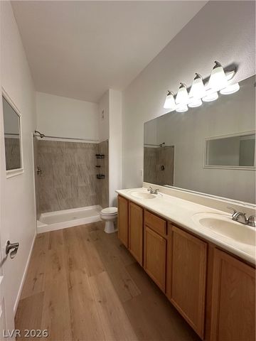 3395 CACTUS SHADOW Street 102, Las Vegas, NV 89129