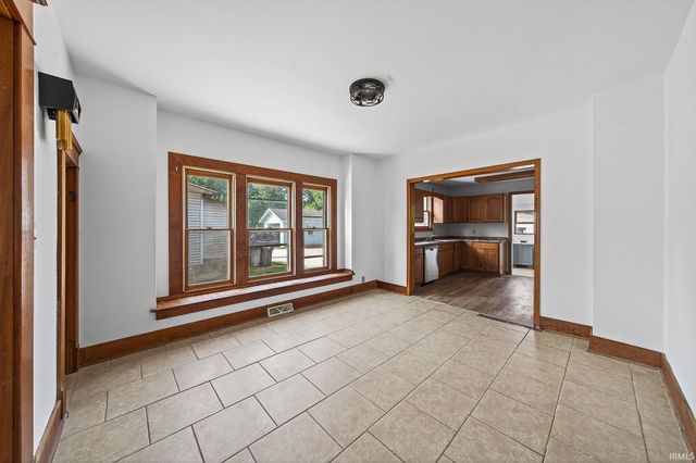 1207 S Main Street, Goshen, IN 46526