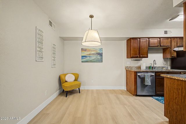 2625 E INDIAN SCHOOL Road 222, Phoenix, AZ 85016