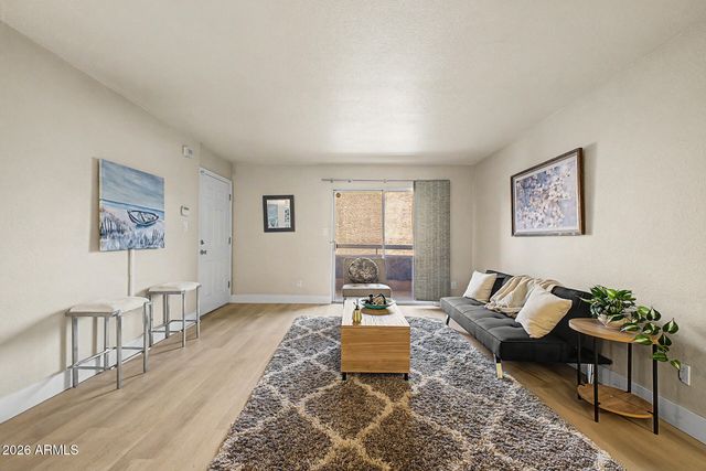 2625 E INDIAN SCHOOL Road 222, Phoenix, AZ 85016