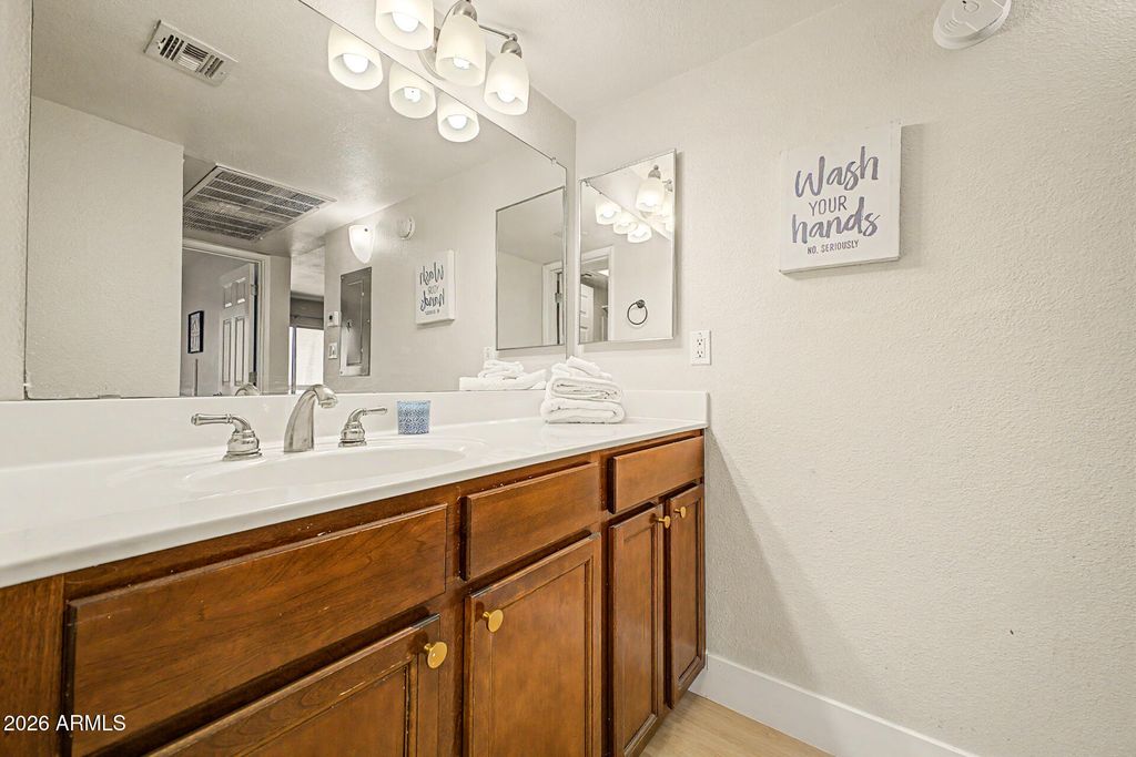 2625 E INDIAN SCHOOL Road 222, Phoenix, AZ 85016 — photo 3