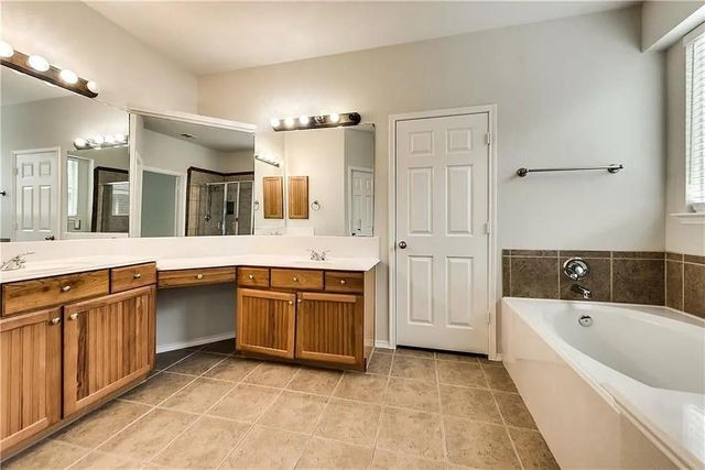 9304 Regal Oaks Drive, Mckinney, TX 75072