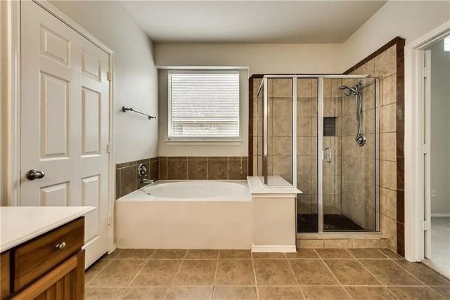 9304 Regal Oaks Drive, Mckinney, TX 75072