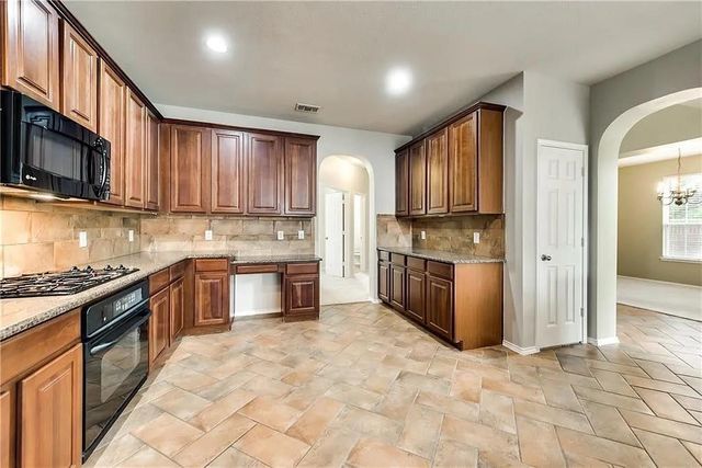 9304 Regal Oaks Drive, Mckinney, TX 75072