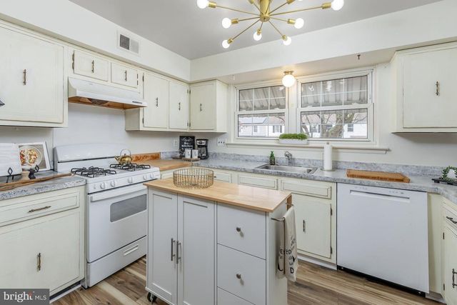 1611 ACORN PL, Clementon, NJ 08021