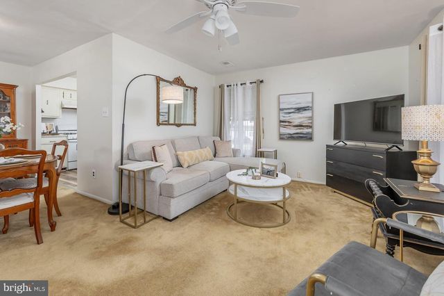 1611 ACORN PL, Clementon, NJ 08021