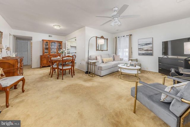 1611 ACORN PL, Clementon, NJ 08021