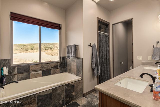 93 Alegria Road, Tubac, AZ 85646