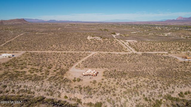 93 Alegria Road, Tubac, AZ 85646
