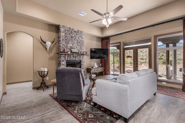 93 Alegria Road, Tubac, AZ 85646
