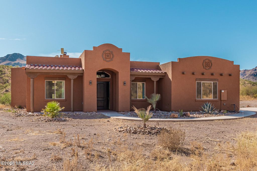 93 Alegria Road, Tubac, AZ 85646