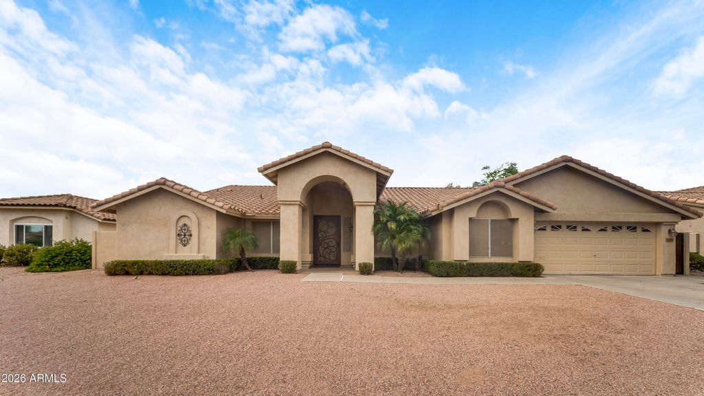 7228 W VOLTAIRE Avenue, Peoria, AZ 85381