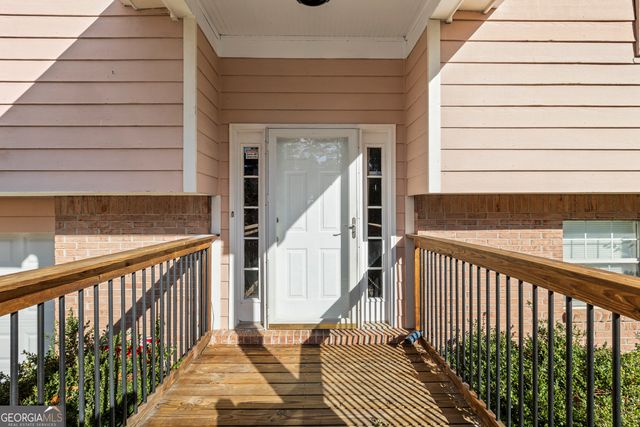 2102 Sandtree Court SW, Atlanta, GA 30331