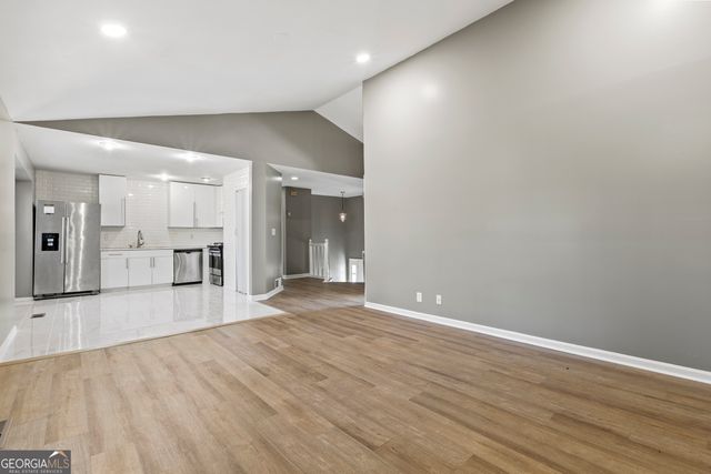 2102 Sandtree Court SW, Atlanta, GA 30331