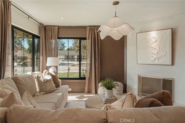 1283 Hillsdale, Claremont, CA 91711