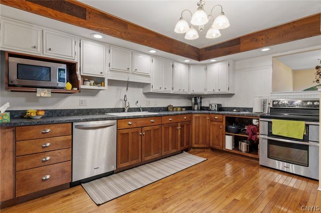 5303 Onondaga Road, Onondaga, NY 13031
