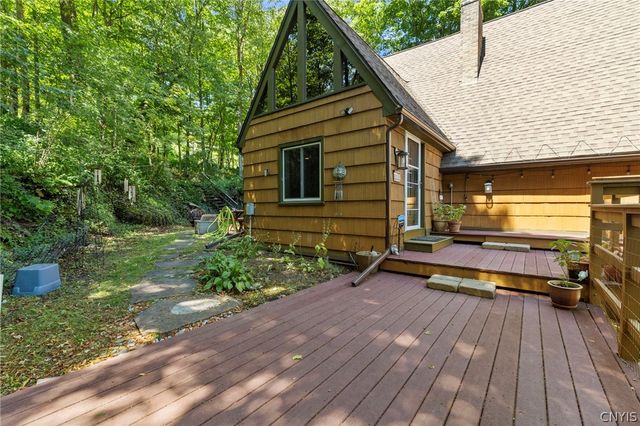 5303 Onondaga Road, Onondaga, NY 13031